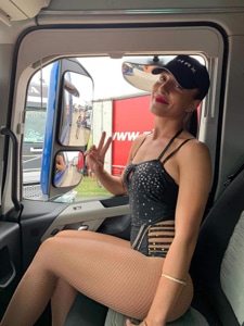 Zajištění prostoru na prezentaci společnosti, sexi myčka FORD Trucks na akci TRUCK ZRAZ NITRA (SK), 26.-28.7.2019: